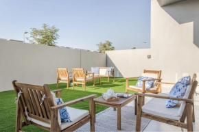 Frank Porter - Cherry Dubai Land Villa